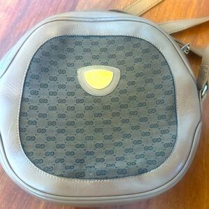 Vintage Gucci Italy, Crossbody